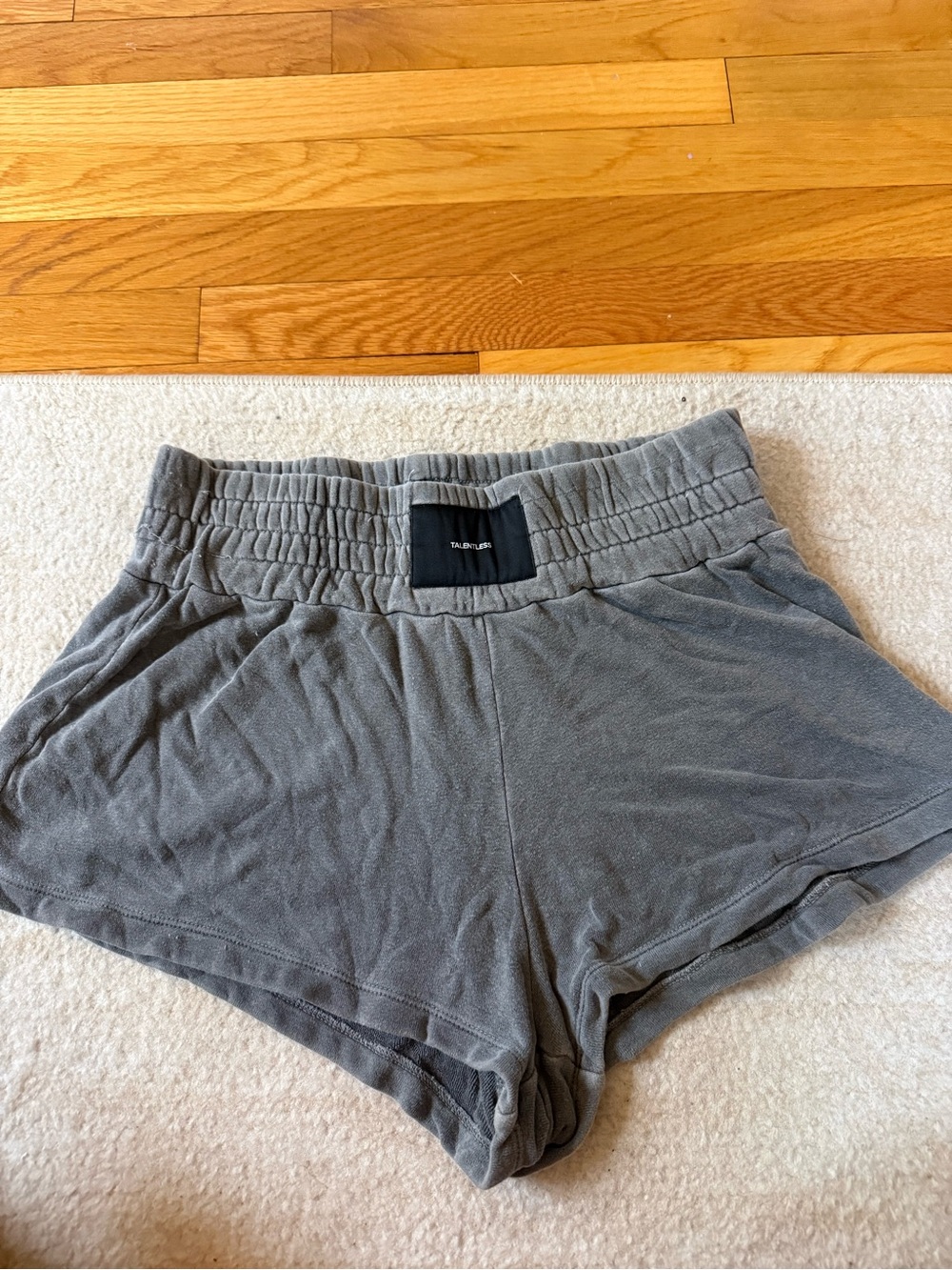Talentless- boxing shorts steel gray